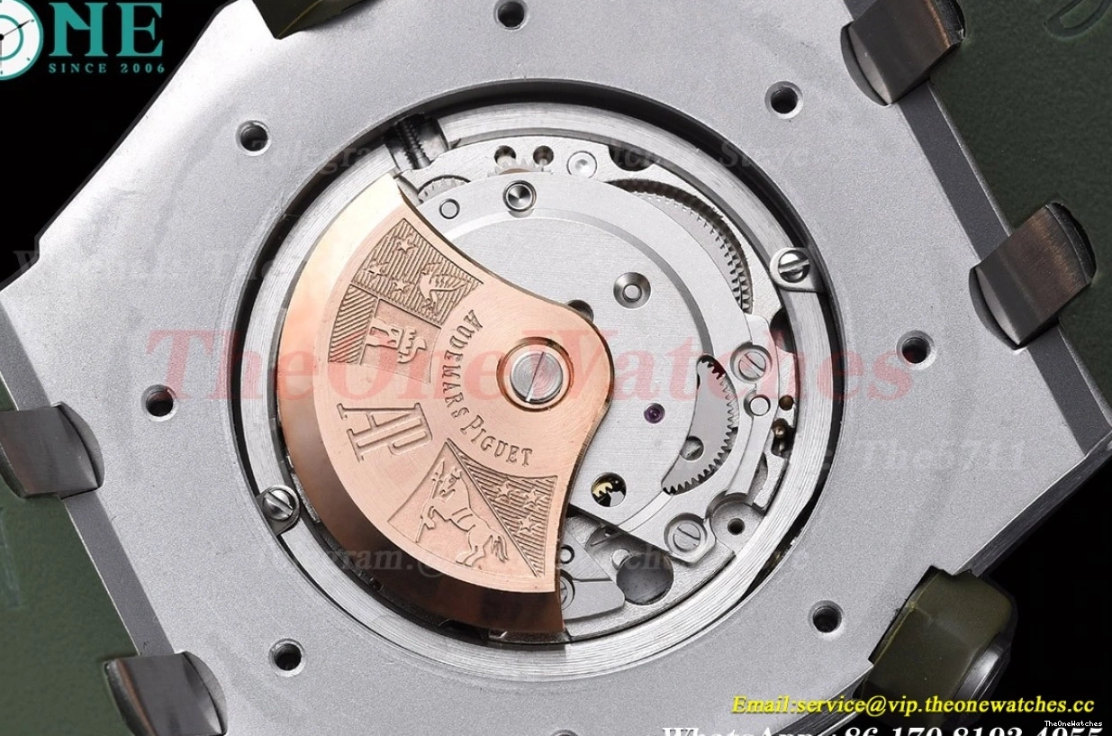 Offshore Stk SS Green Royal MY8215 GDF RU Oak 42mm 15710 Diver 0126